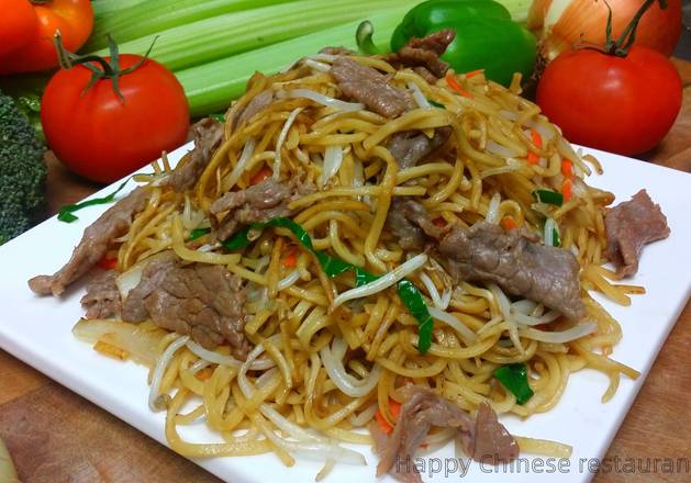 Beef Soft Chow Mein                                                     牛肉炒软面